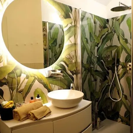 شقة Domuslatina Monti - Luxury In The Heart Of *
