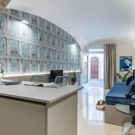 شقة Domuslatina Monti - Luxury In The Heart Of *